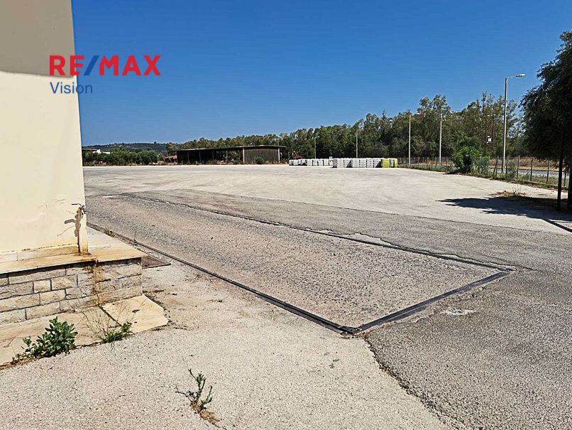 Industrial Space 2842.85 m², For sale, Olenia - 3
