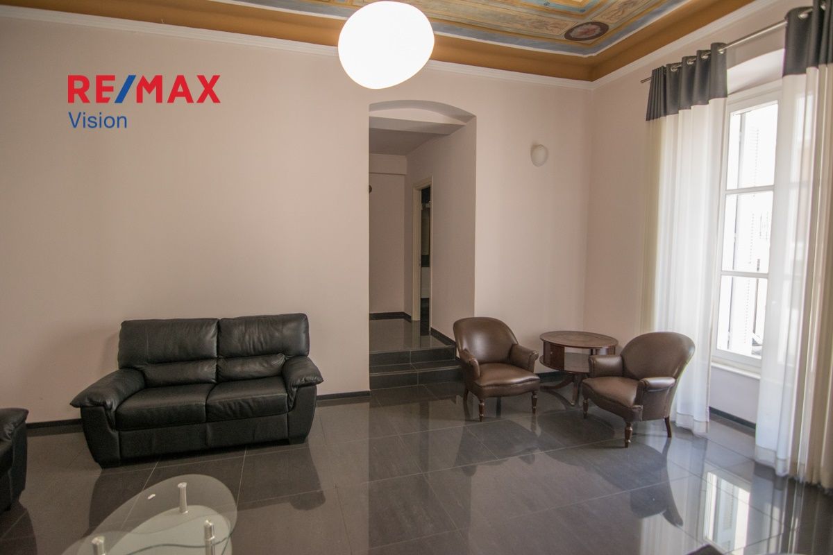 1070711 – 3 Κτίριο Επαγγελματικών Χώρων 640 τ.μ., Προς πώληση, Πάτρα, Πάτρα – Κέντρο - 3