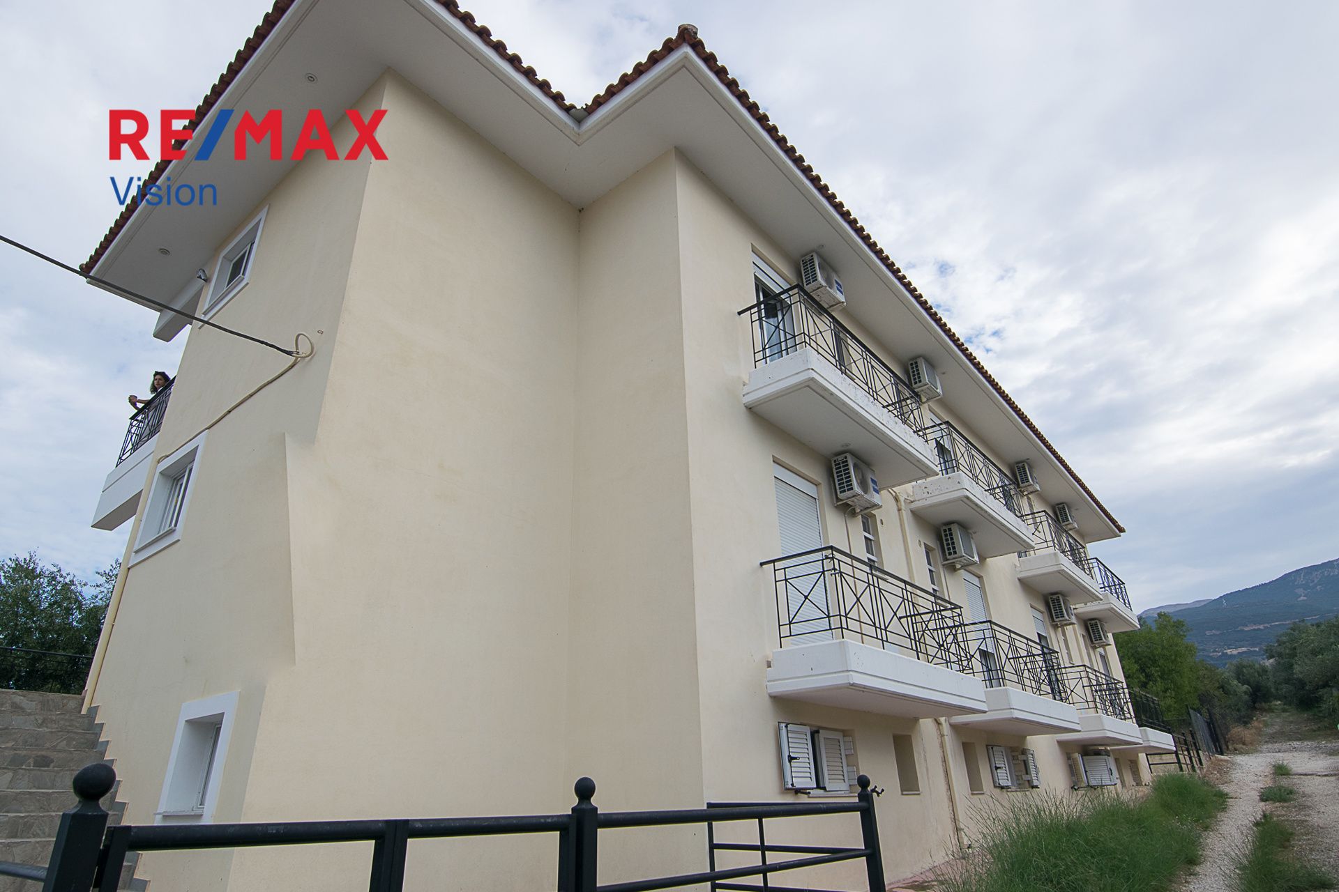 1104580 – 4 Κτίριο Επαγγελματικών Χώρων 600 τ.μ., Προς πώληση, Πάτρα, Περιβόλα - 4