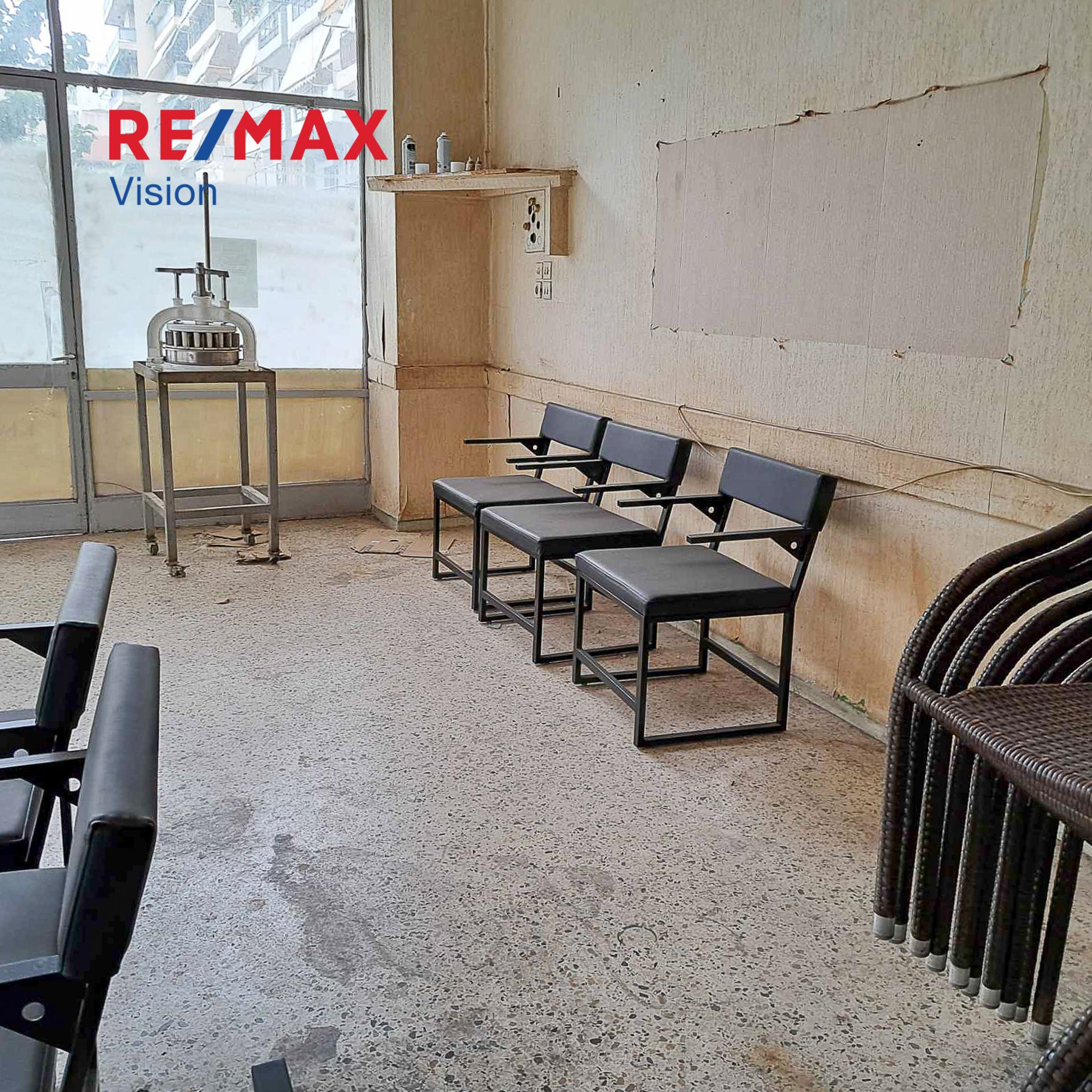 1218458 – 2 Κατάστημα 100 τ.μ., Προς πώληση, Πάτρα, Άγιος Αλέξιος - 2
