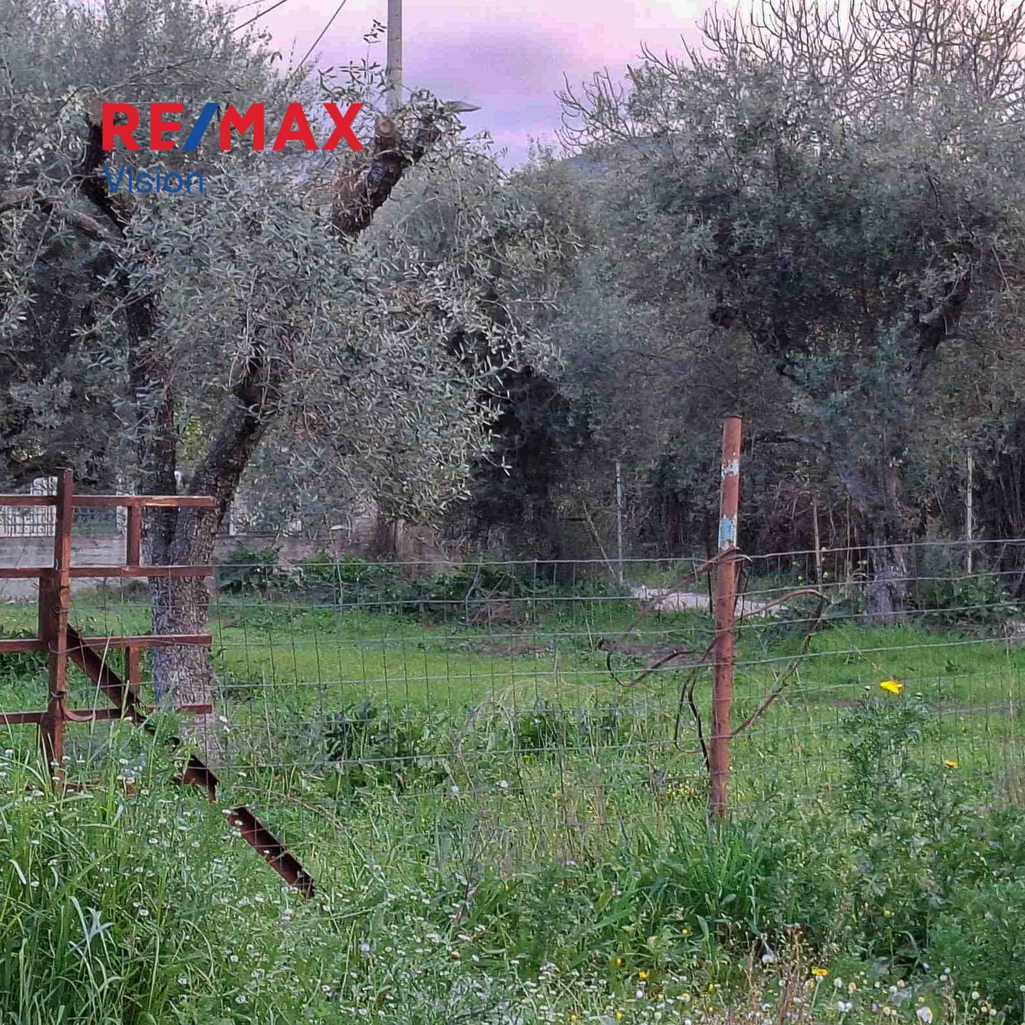 1520215 – 2 Οικόπεδο 470 τ.μ., Προς πώληση, Πάτρα, Μπεγουλάκι - 2