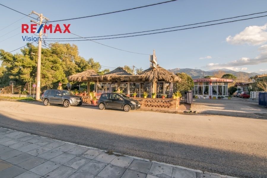 Κτίριο Επαγγελματικών Χώρων 250 τ.μ., Προς πώληση, Ρίο - 3