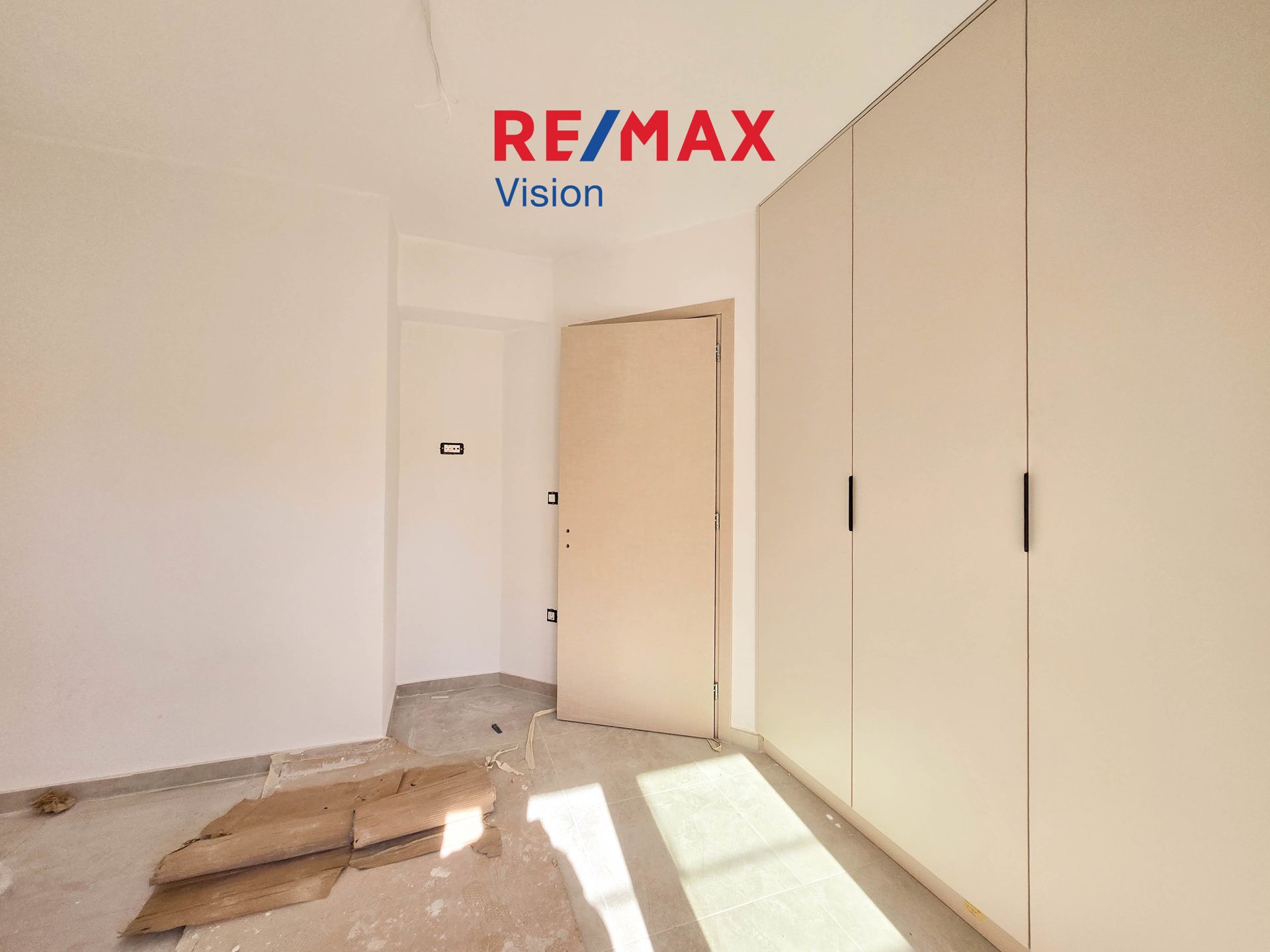 1828238 – 15 Apartment 80 m², For sale, Patra, Agia Sofia - 15