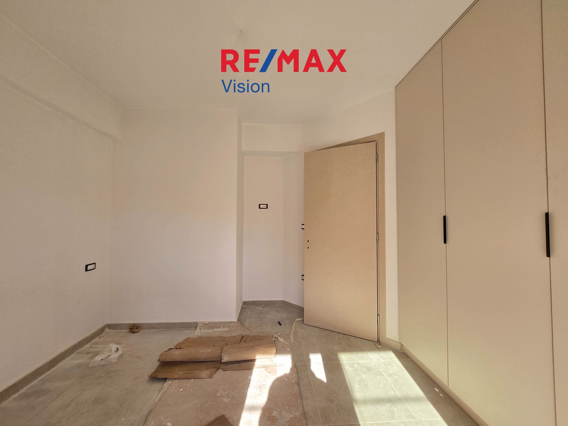 1828238 – 16 Apartment 80 m², For sale, Patra, Agia Sofia - 16