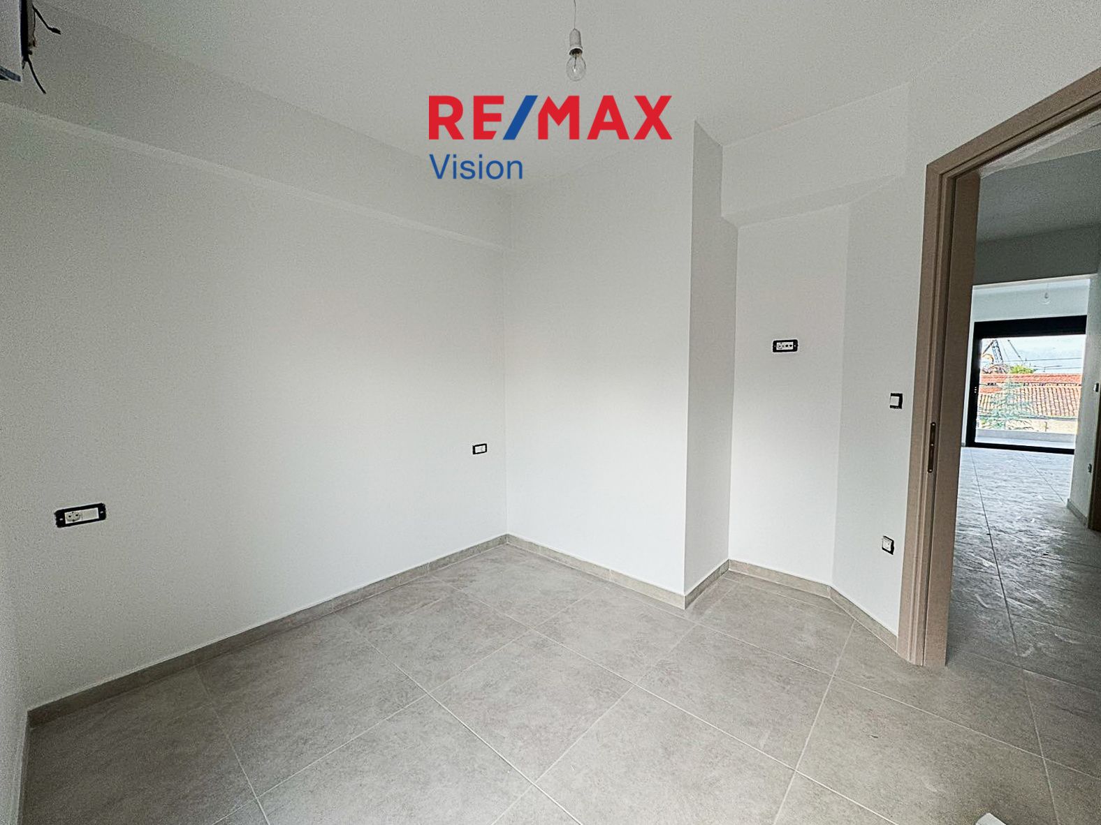 1828238 – 28 Apartment 80 m², For sale, Patra, Agia Sofia - 28