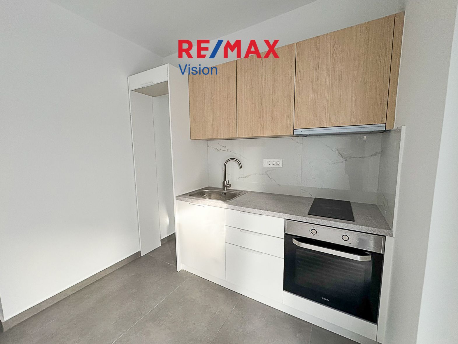 1828309 – 3 Apartment 36 m², For sale, Patra, Agia Sofia - 3