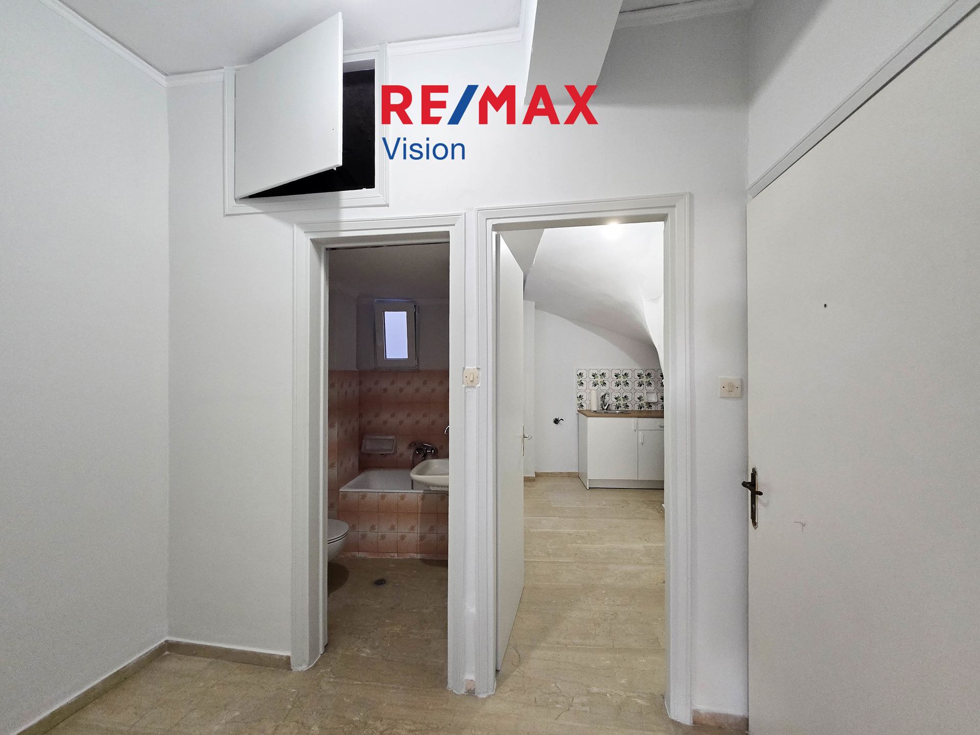 1853524 – 12 Studio 38 m², For rent, Patra, Patra Centre (1853524) - 12