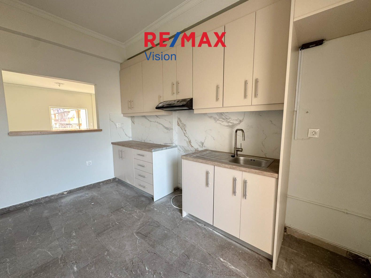 1861526 – 2 Apartment 90 m², For rent, Patra, Agios Andreas - 2