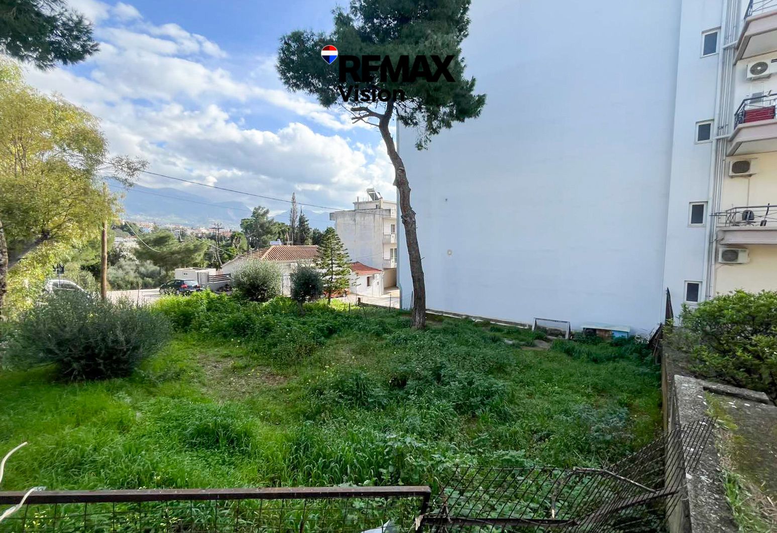2237510 – 10 Οικόπεδο 303 τ.μ., Προς πώληση, Πάτρα, Αρόη - 10