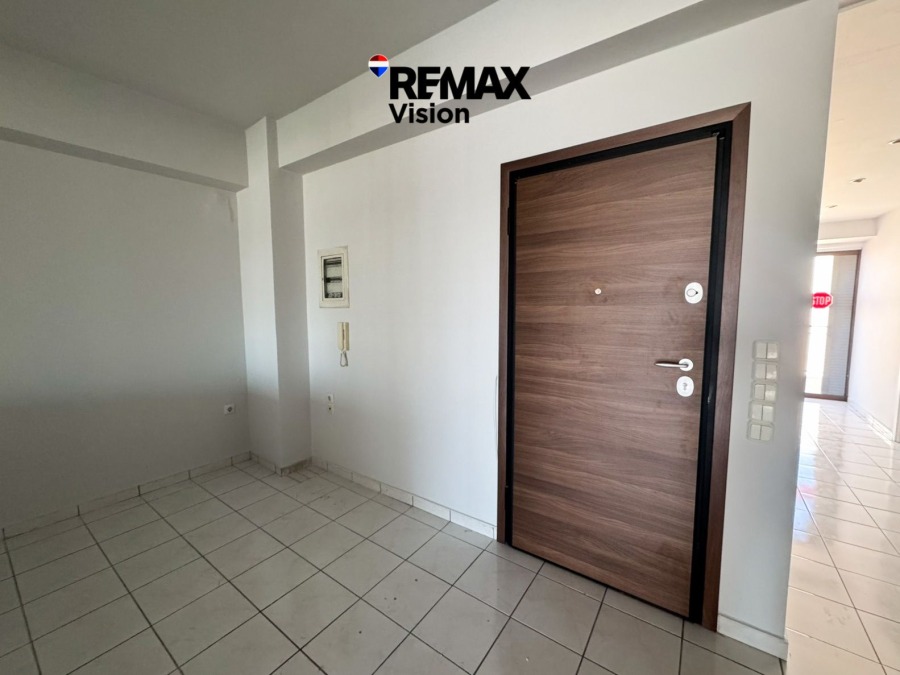 2273362 – Γραφείο Προς Ενοικίαση, Πάτρα, 138 τ.μ., €1.000 - 16