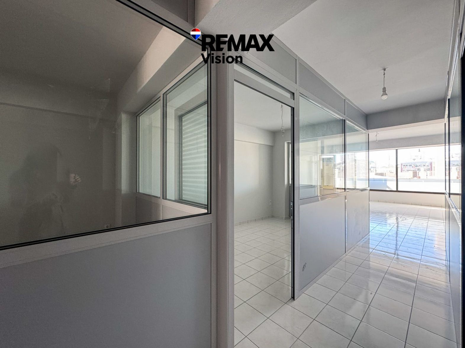 2273362 – Γραφείο Προς Ενοικίαση, Πάτρα, 138 τ.μ., €1.000 - 18