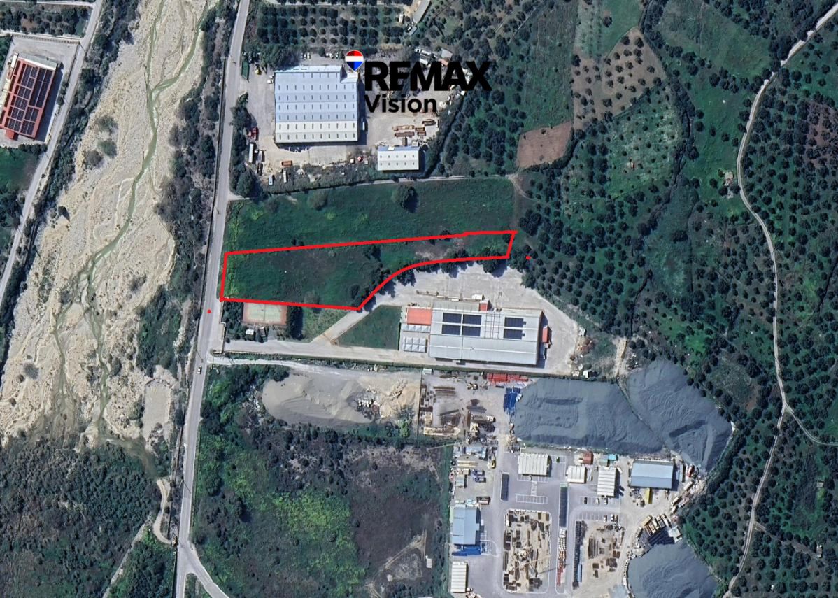 2305783 – 2 Οικόπεδο 8300 τ.μ., Προς πώληση, Ρίο - 2