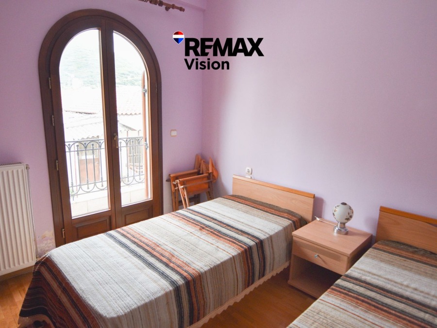2333354 – Detached house For sale, Fares, 267 sq.m., €260.000 - 12