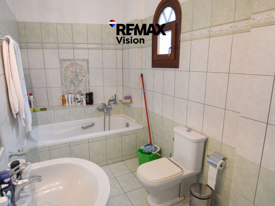 2333354 – Detached house For sale, Fares, 267 sq.m., €260.000 - 13