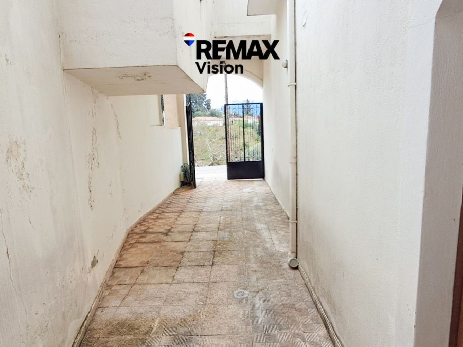 2333354 – Detached house For sale, Fares, 267 sq.m., €260.000 - 25