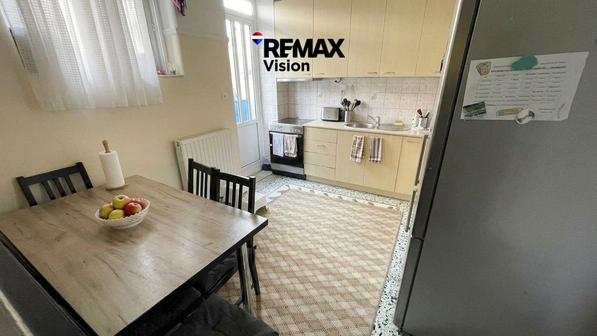2351548 – 2 Πολυκατοικία/Κτίριο 250 τ.μ., Προς πώληση, Πάτρα - 2