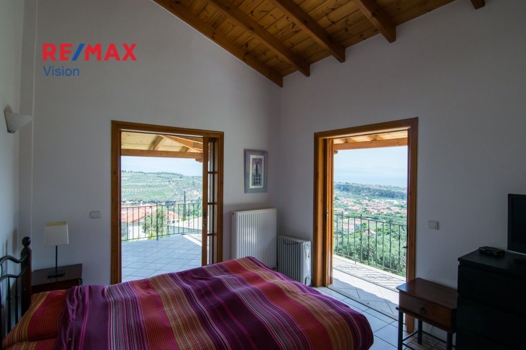 541934 – 12 Οικιστικό Συγκρότημα 279 τ.μ., Προς πώληση, Ακράτα, Φούρνοι - 12