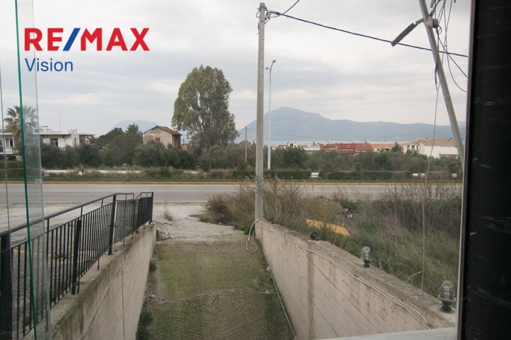 542061 – 15 Κατάστημα 600 τ.μ., Προς πώληση, Πάτρα, Κοτρώνι - 15