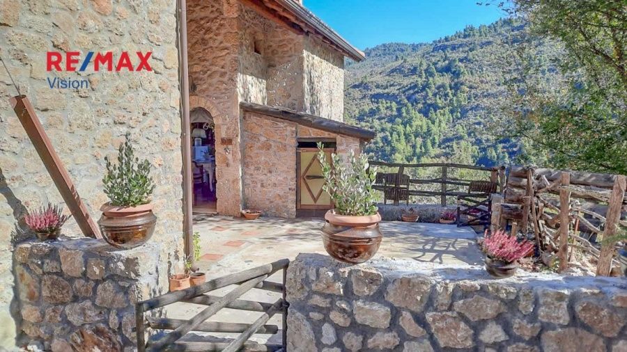 Μονοκατοικία 200 τ.μ., Προς πώληση, Καλάβρυτα - 7