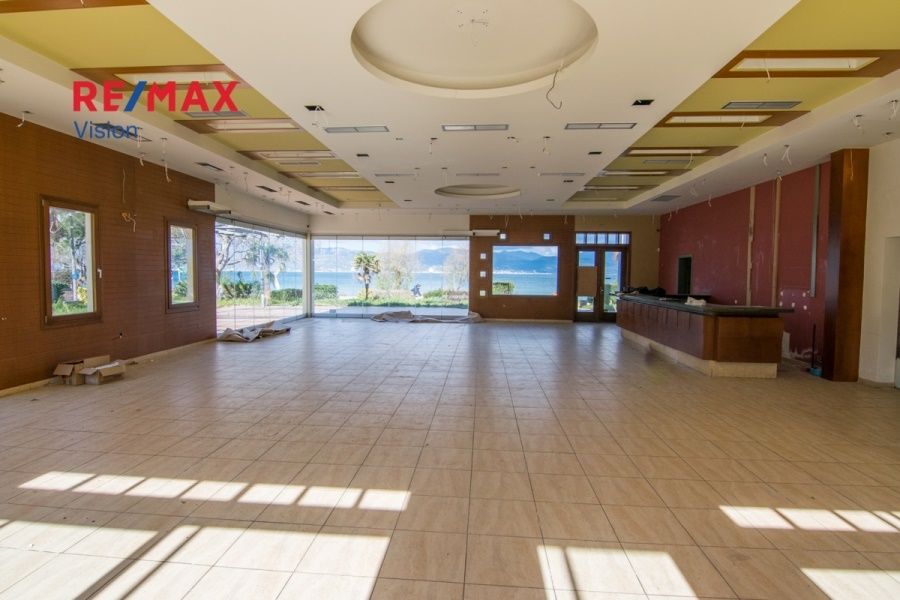 Κατάστημα 300 τ.μ., Προς ενοικίαση, Ρίο, Ακταίο - 2