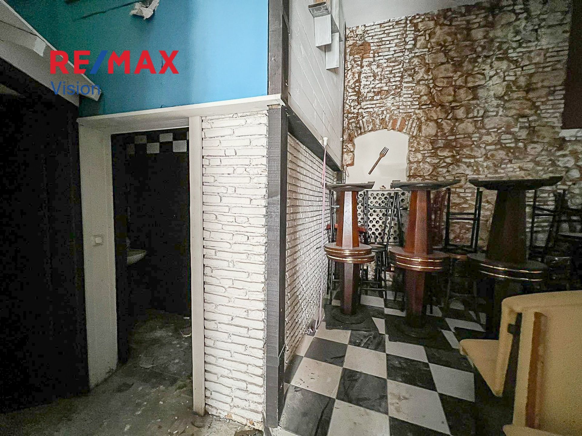 543436 – 9 Κατάστημα 140 τ.μ., Προς ενοικίαση, Πάτρα, Πάτρα – Κέντρο - 9