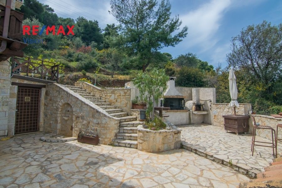 Βίλα 290 τ.μ., Προς πώληση, Ακράτα, Πλάτανος - 2