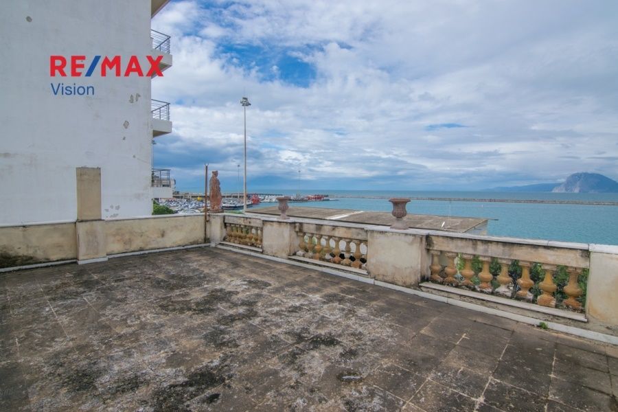 Κτίριο Επαγγελματικών Χώρων 650 τ.μ., Προς ενοικίαση, Πάτρα, Πάτρα – Κέντρο - 13