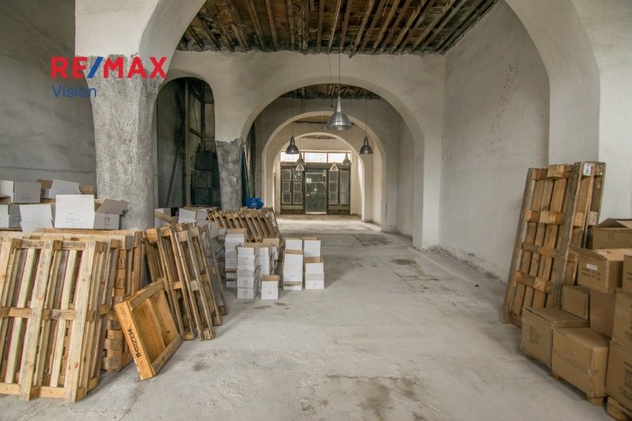 Κτίριο Επαγγελματικών Χώρων 650 τ.μ., Προς ενοικίαση, Πάτρα, Πάτρα – Κέντρο - 2