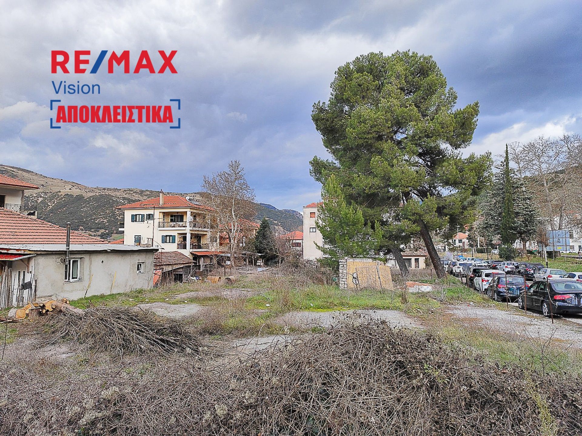 Οικόπεδο 215 τ.μ., Προς πώληση, Καλάβρυτα - 2