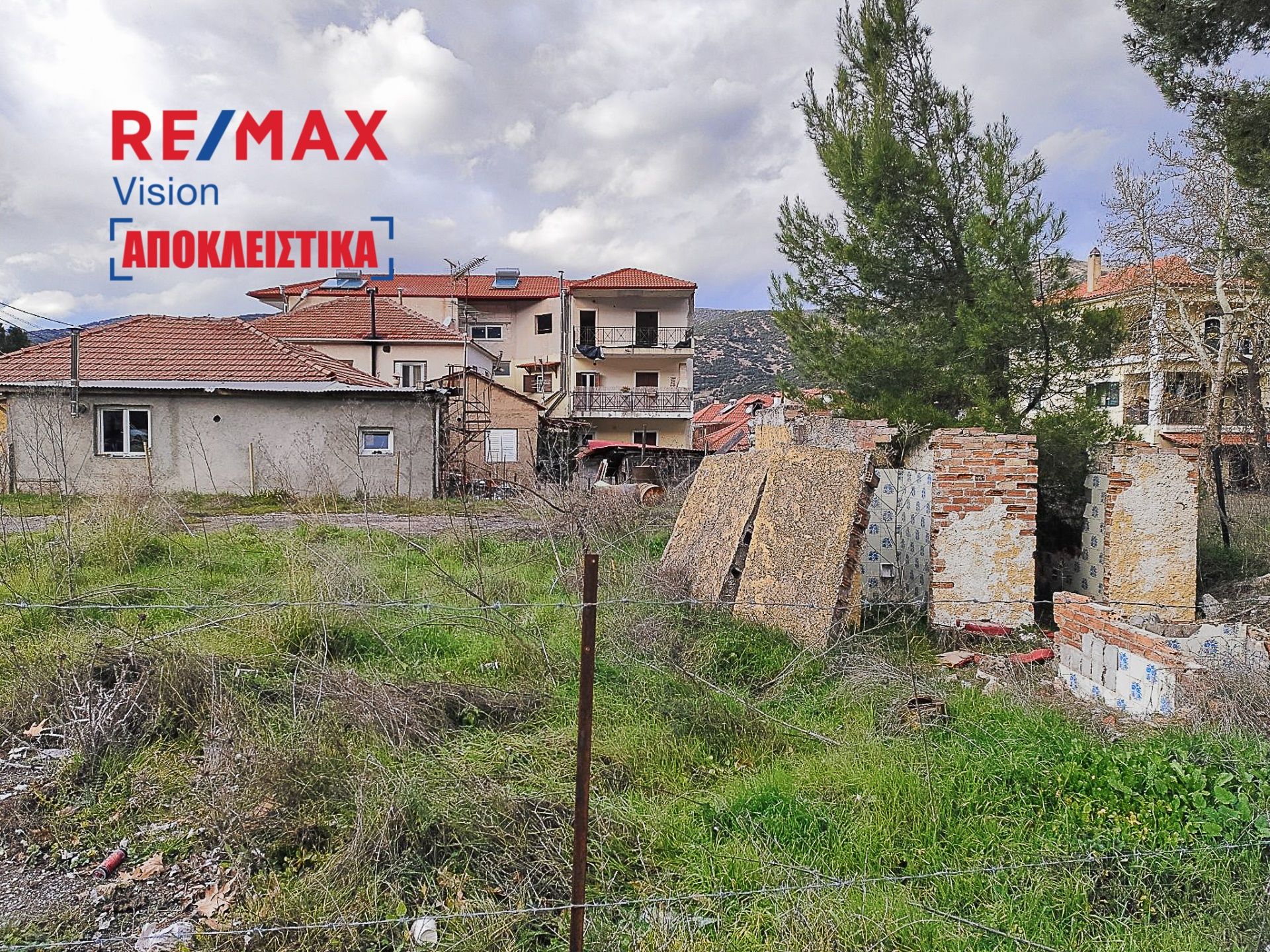 Οικόπεδο 215 τ.μ., Προς πώληση, Καλάβρυτα - 4