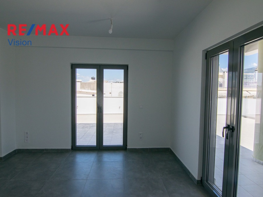 Studio/Γκαρσονιέρα 40 τ.μ., Προς πώληση, Πάτρα, Ψαροφάϊ - 8