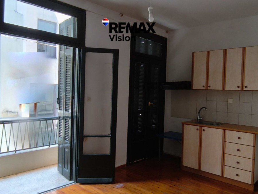 Apartment 44 m², For rent, Patra - 6
