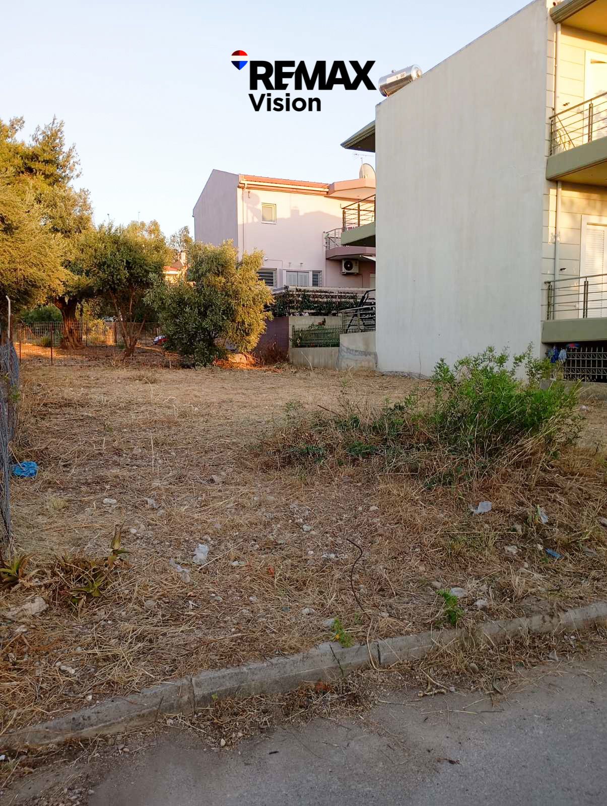 2322134 – 2 Οικόπεδο 200 τ.μ., Προς πώληση, Πάτρα, Καστελλόκαμπος - 2