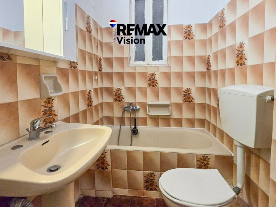 Apartment 60 m², For rent, Patra, Aroi - 18