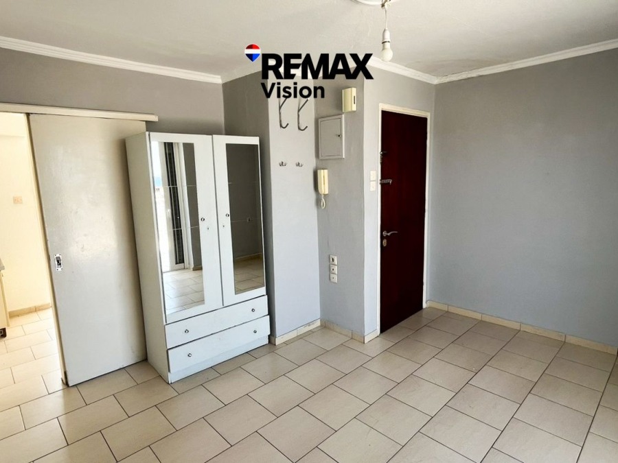 Studio/Γκαρσονιέρα 25 τ.μ., Προς ενοικίαση, Πάτρα - 2