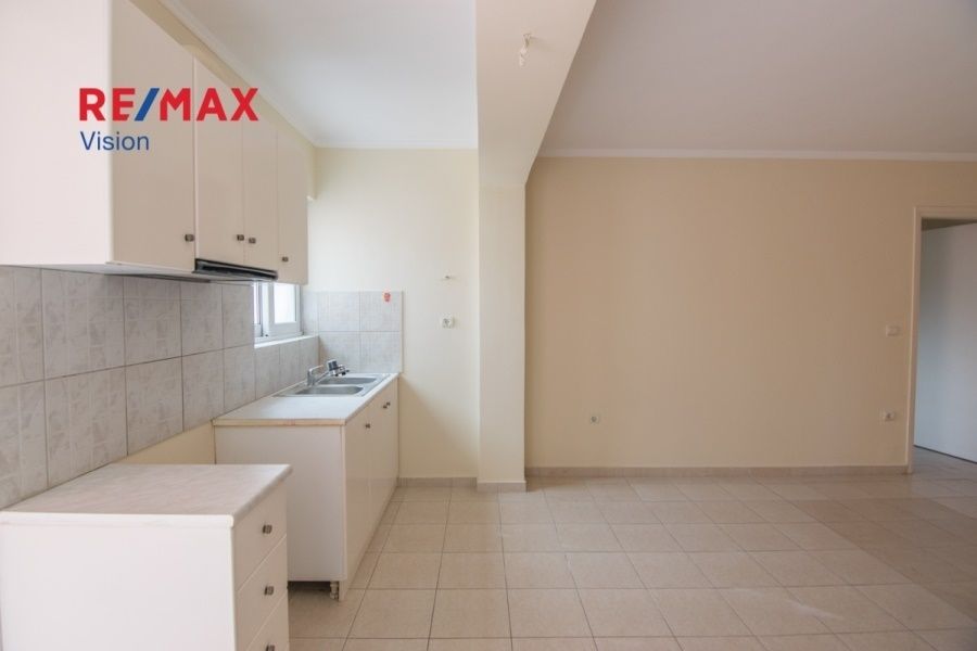Διαμέρισμα 56 τ.μ., Προς ενοικίαση, Πάτρα, Πράτσικα - 2