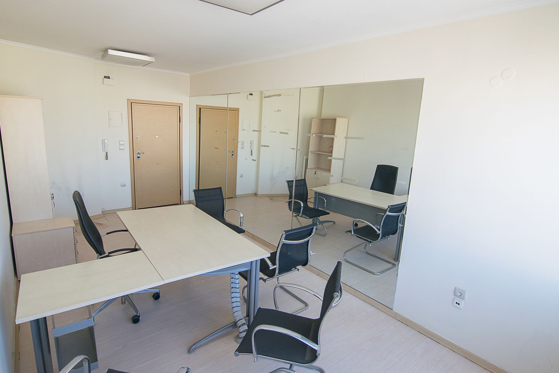 544106 – 7 Office 20 m², For rent, Patra, Patra Centre (544106) - 7
